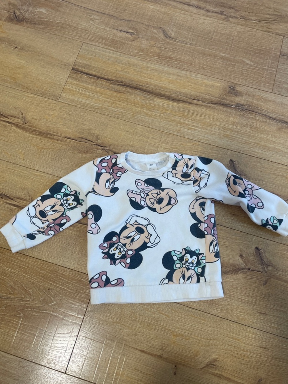 H&M White Minnie Mouse Print Sweatshirt with Pink Accents